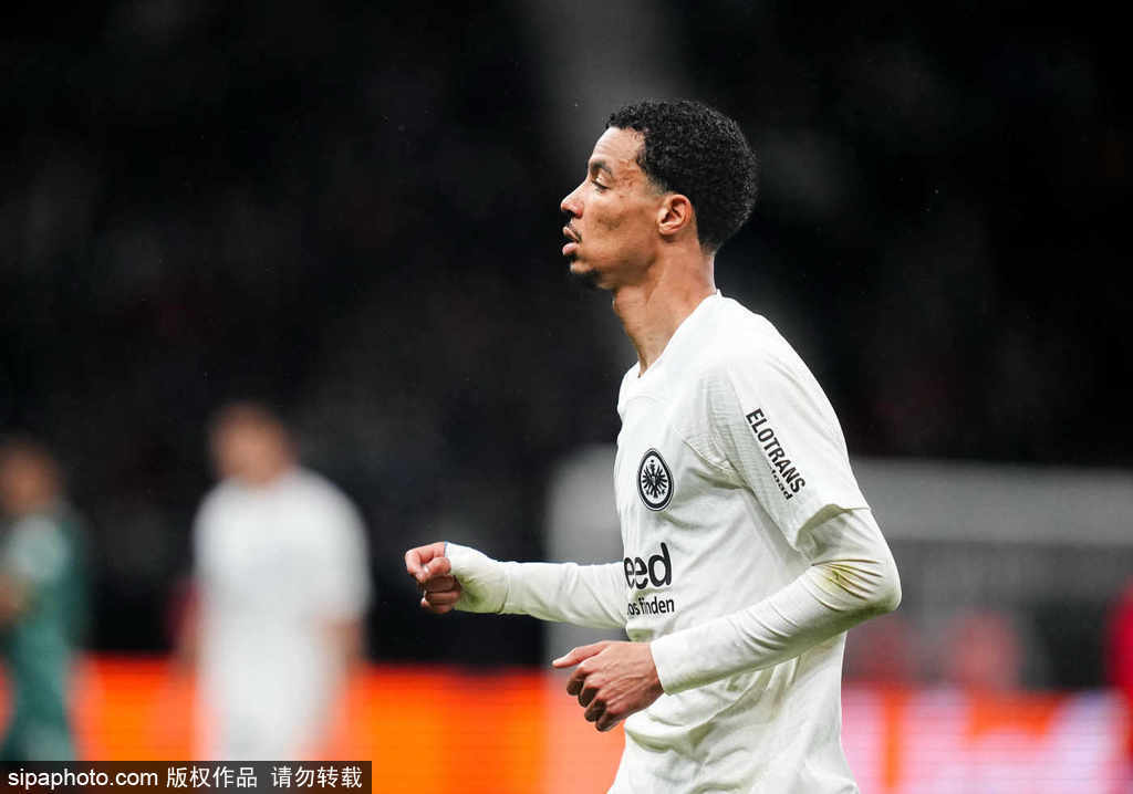 截胡！纽卡斯尔将从法鹰签下埃基蒂克 转会费7800万欧