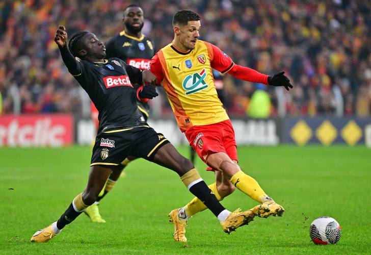 欧冠复仇战!摩纳哥主场死磕热刺:欧联冠军带伤兵能破 8 年魔咒吗?