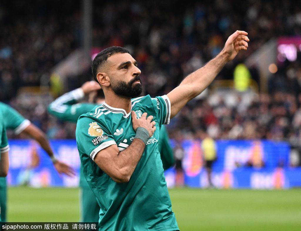 高清:利物浦1-0四连胜领跑 萨拉赫95分点射绝杀
高清:利物浦1-0四连胜领跑 萨拉赫95分点射绝杀